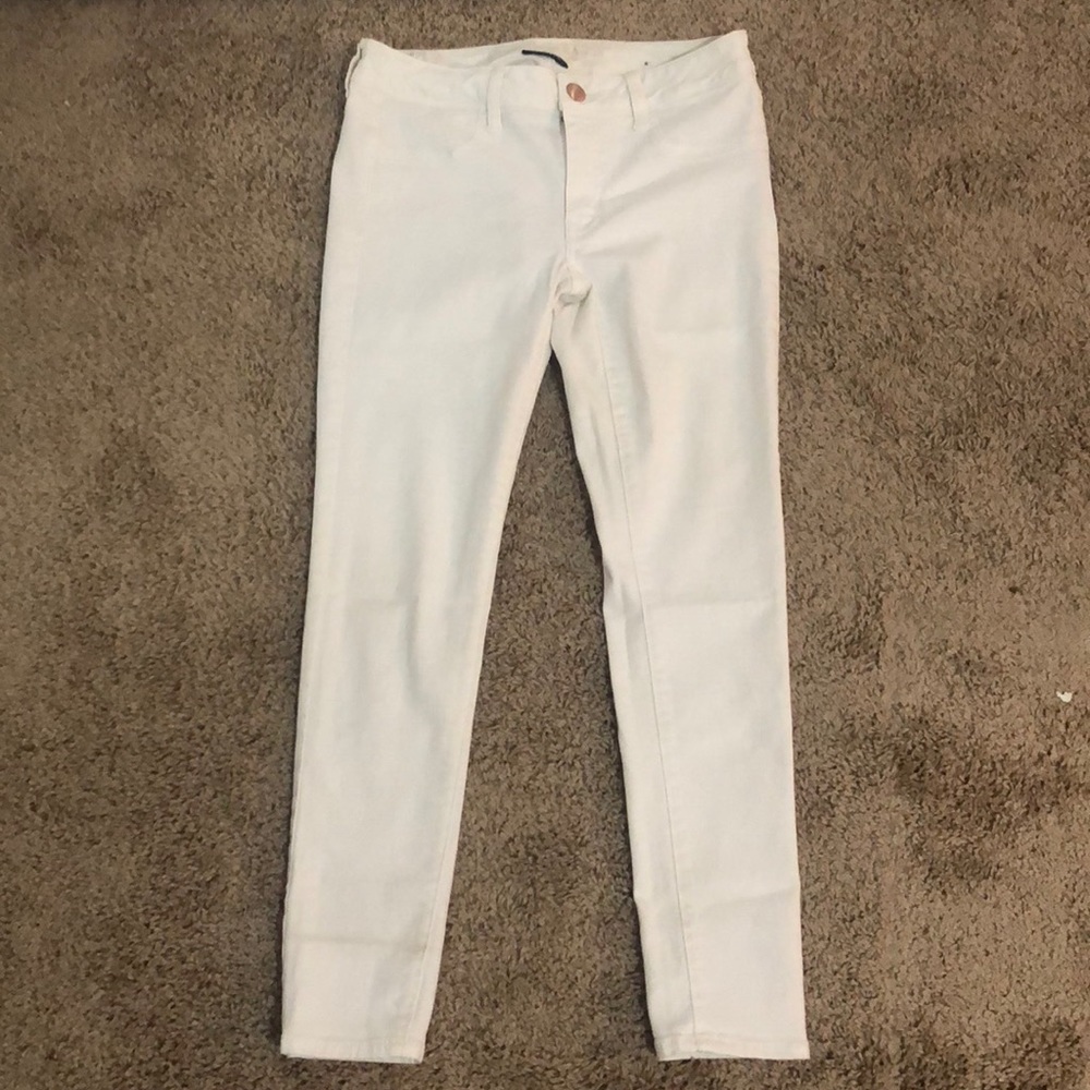 American Eagle White Jeans